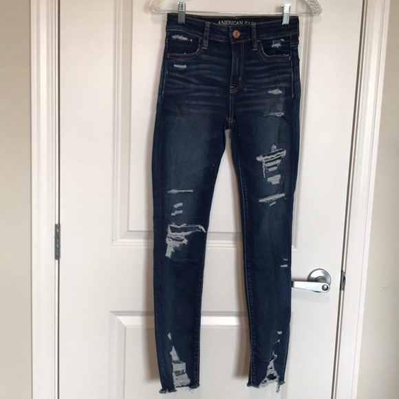 American Eagle Outfitters Denim - American Eagle distressed jegging